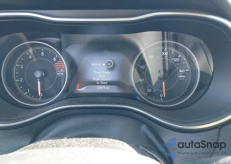 2023 Jeep Cherokee Altitude Lux 4X4 z USA, uszkodzony, nr VIN 1C4PJMMB2PD106726